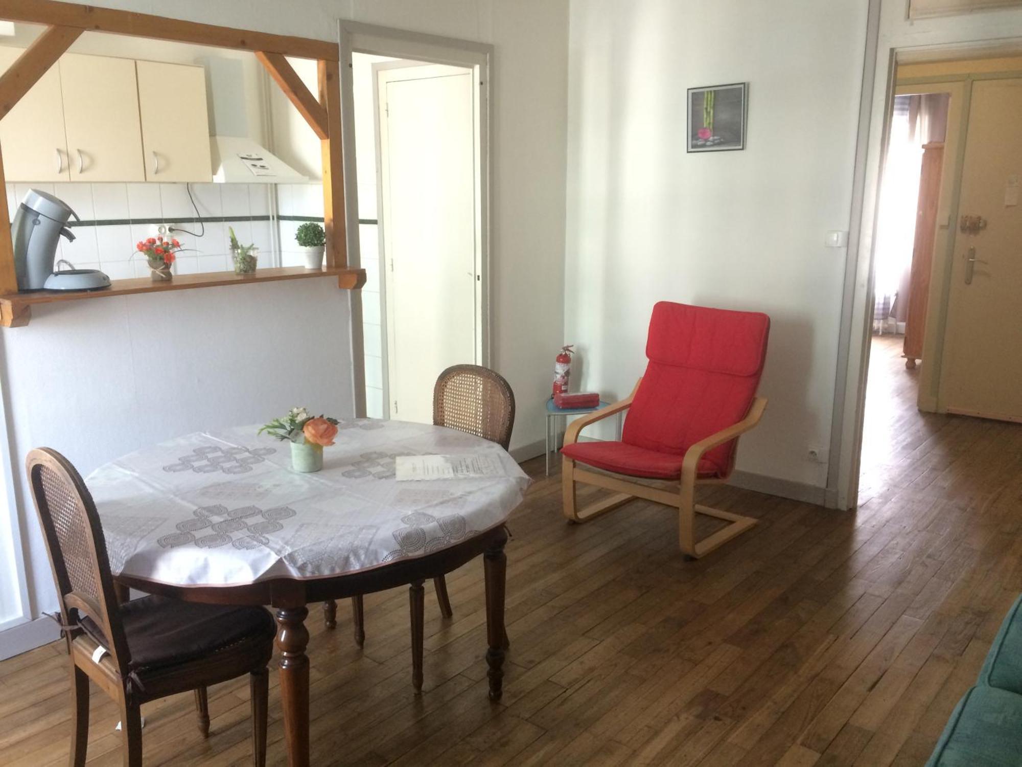 13 Boulvard Solferino T2 Agreable Pour Deux Pers Poitiers Exterior foto